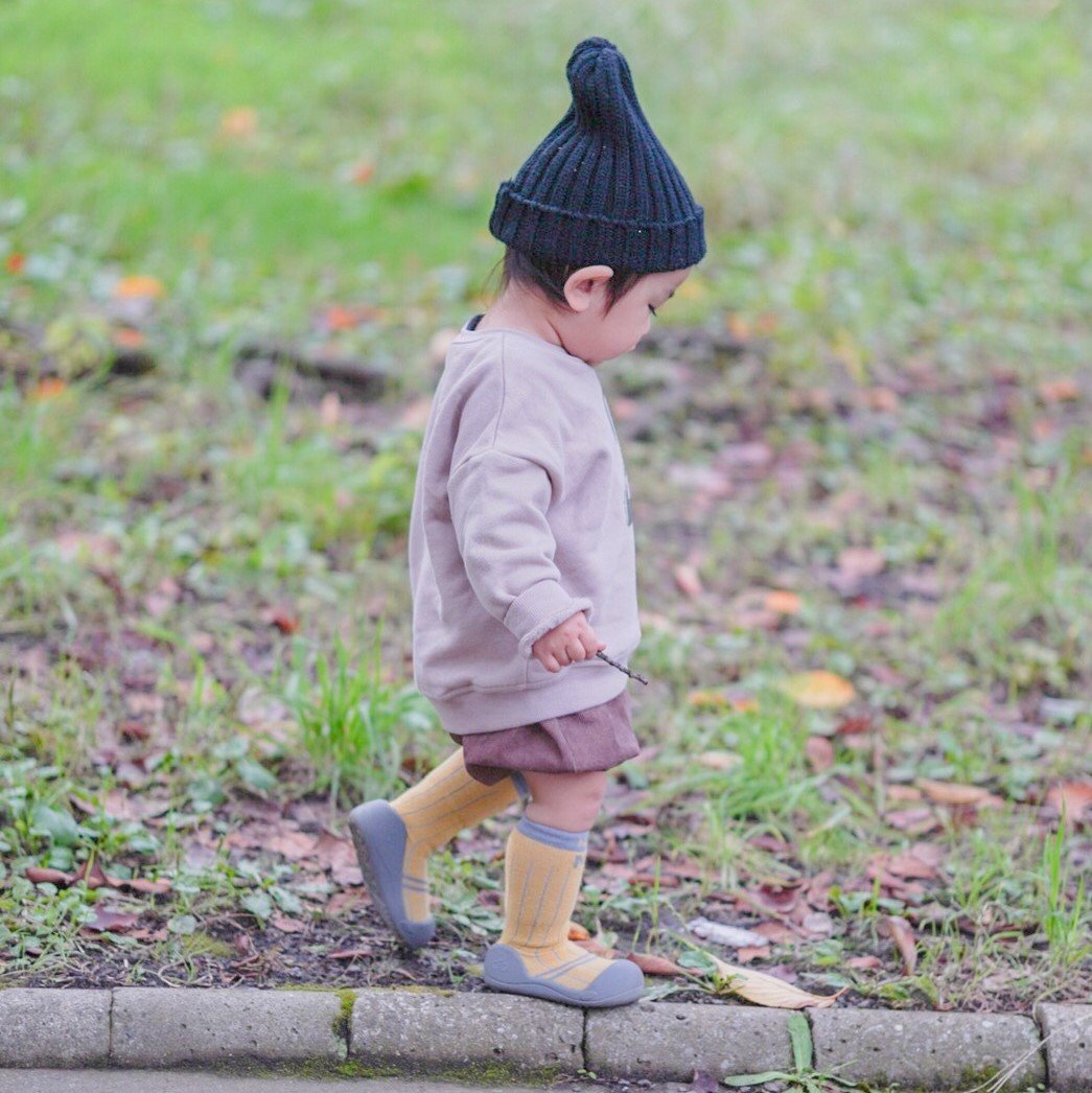 Need Milk Gray(Long Socks)