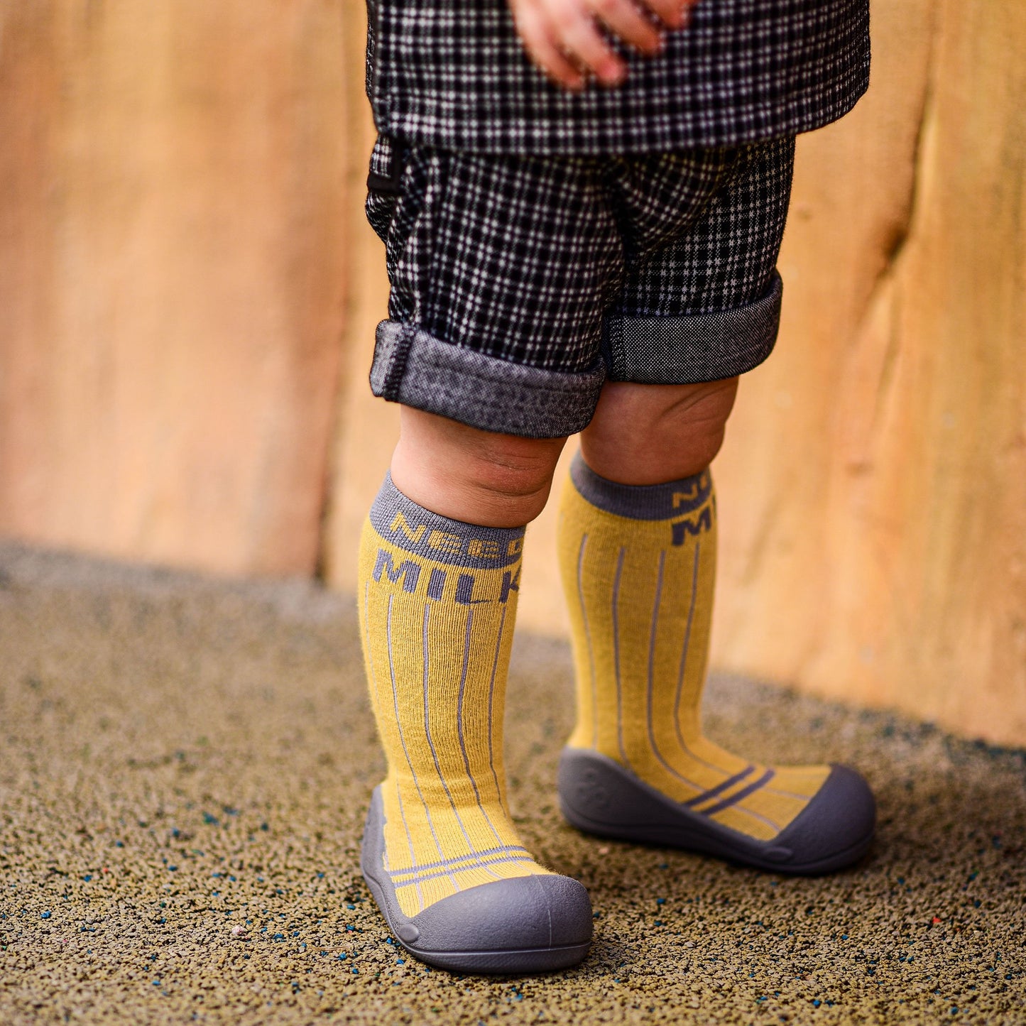 Need Milk Gray(Long Socks)