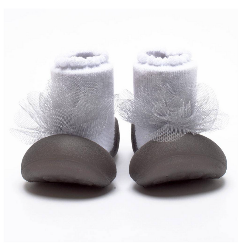 New Corsage Gray